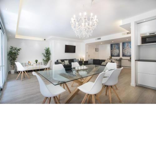 Stylish *NEW* Apartment in Alicante w/ 4 bedrooms