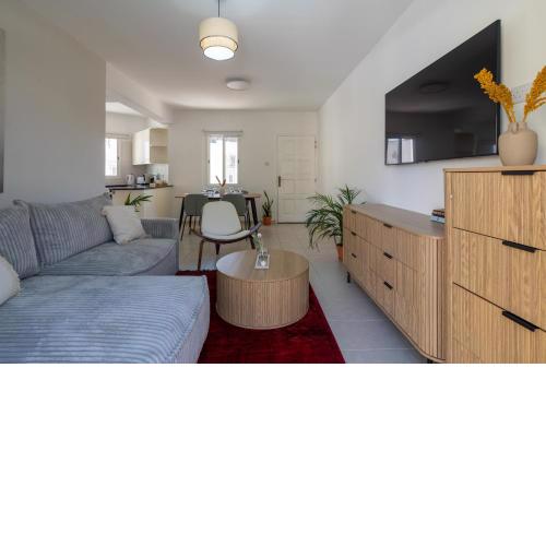 Stylish One Bedroom Apartment at Paphos Harbour