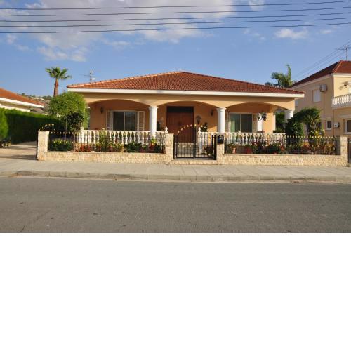 Stylish Spacious 3 BD Villa
