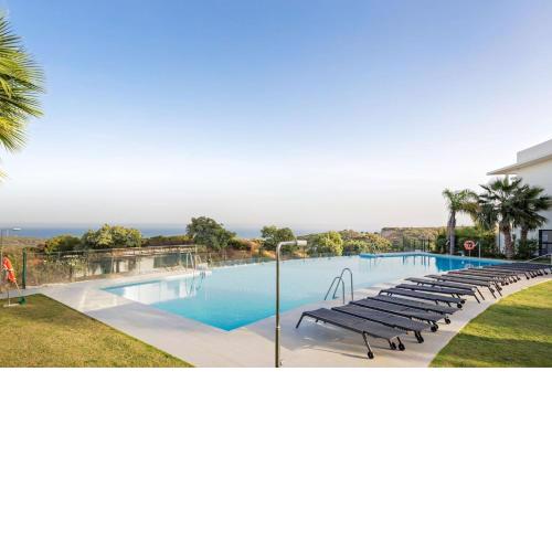 Stylish three bedroom townhouse Finca Cortesin