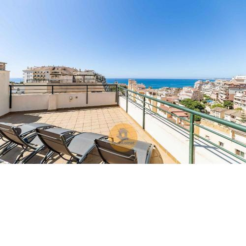 Sublime spacious penthouse, sea and mountain view