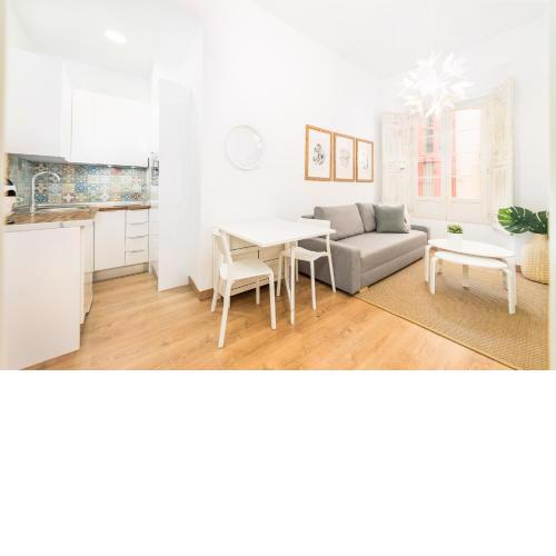 Suite Homes Uncibay Square