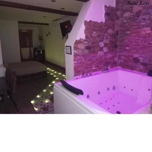 Suite Love Jacuzzi (Casas Toya)