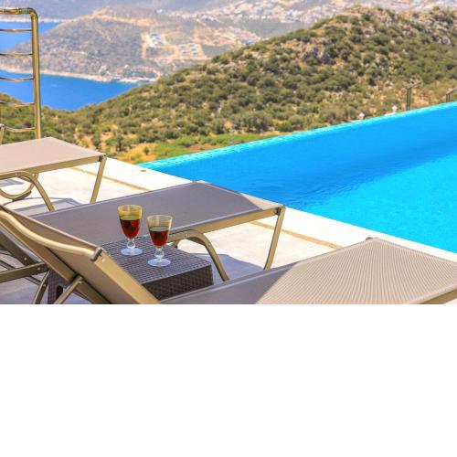 Suite Mona Roza