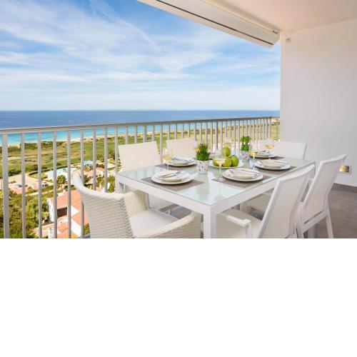 Suites Las Vistas by Menorca Vacations