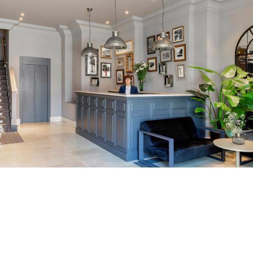 Suites Pamplona Plaza