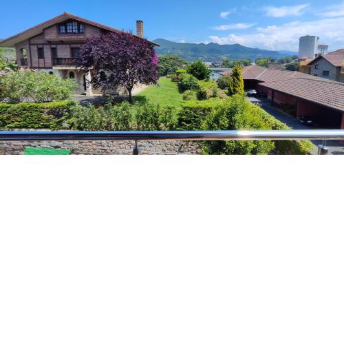 Sukarrieta Home