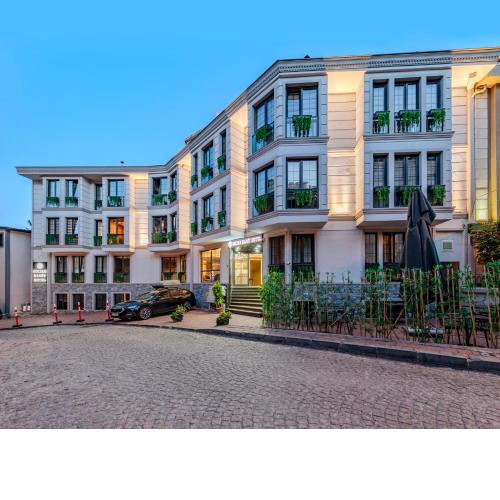 Sultan Hamit Hotel