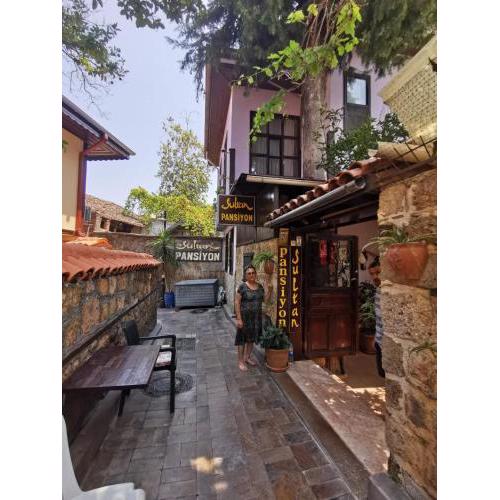 Sultan Pension