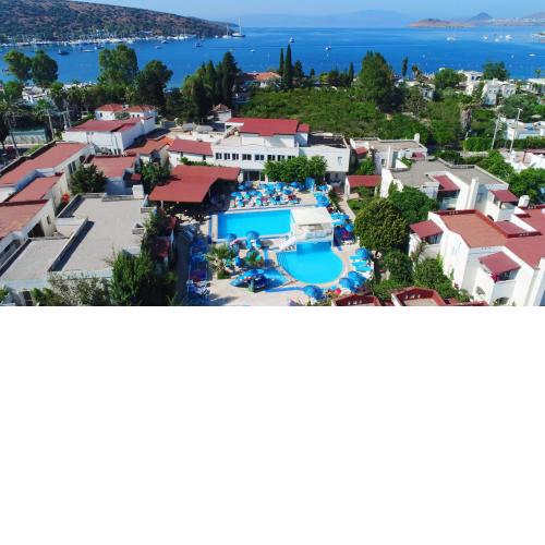 Summer Garden Suites Beach Hotel