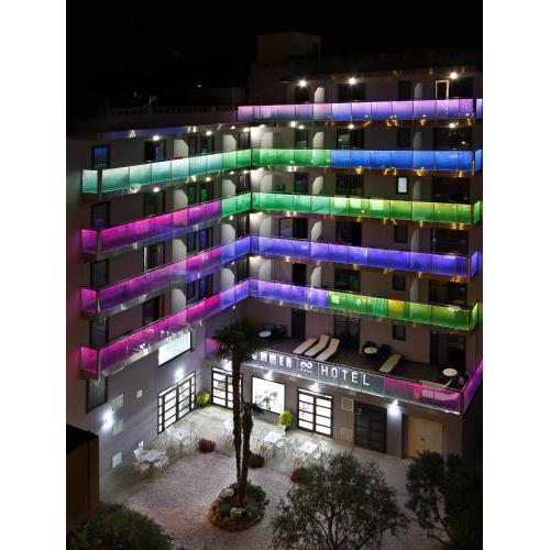 Summer Hotel
