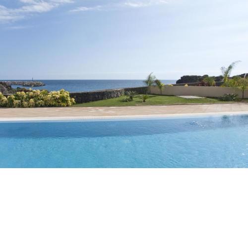 Sun Bay Villas, hot tub, sea views