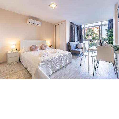 Sun Coast Benalmádena -- Superb studio with 4 pools, gardens & breakfast