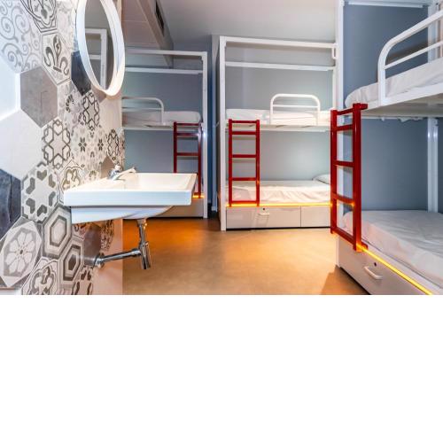 Sun & Moon Hostel