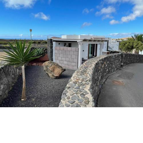 Sun, Relax & Lava, Free wifi 600mb, BBQ