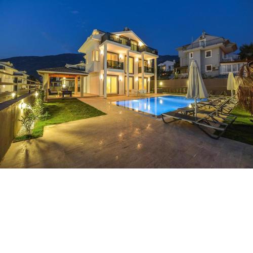 Sun Set Villa