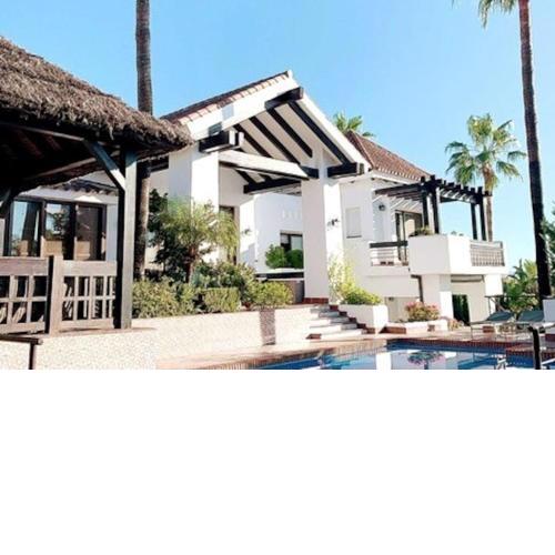 SunKissed Luxury Panoramic SeaView in Marbella