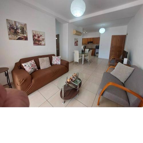 Sunny 2 Bedroom Larnaca Center