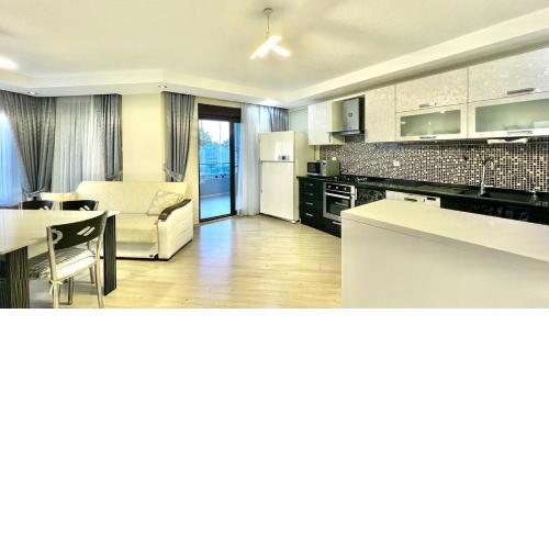 Sunny apartment in antalya