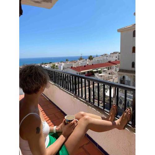 Sunny apartment La mata