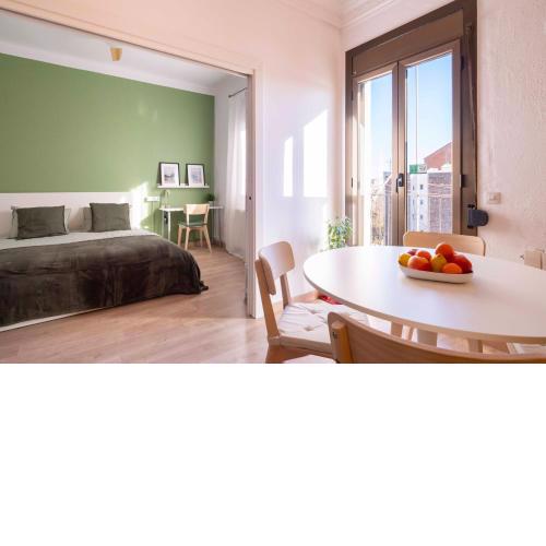 Sunny Apt Barcelona 22@