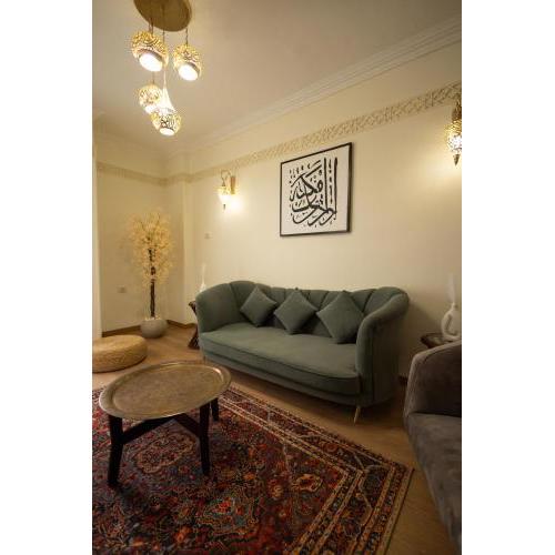 Sunny Apt In Downtown Cairo Near Tahrir Square