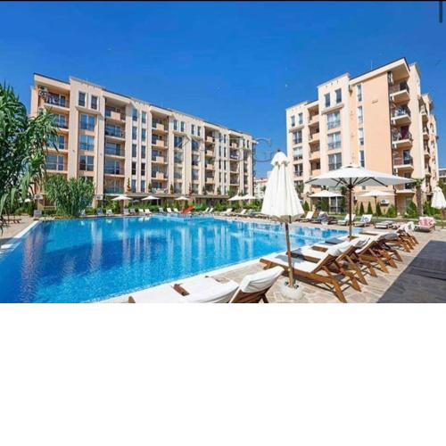 Sunny Beach appartement 6 pers avec Piscine