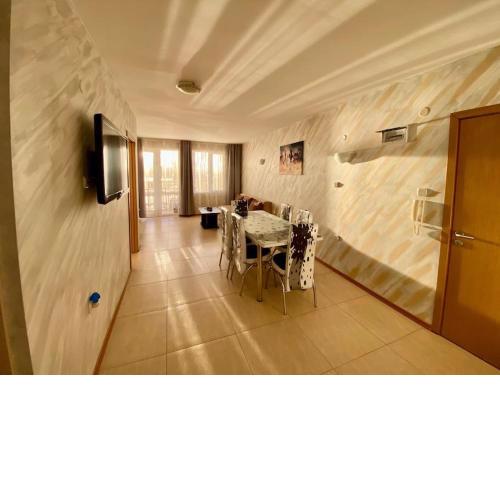 “Sunny Beach Hills” Apartment B2.8