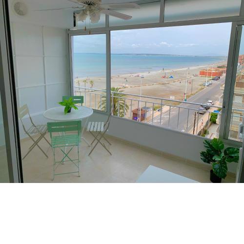 Sunny Beach Retreat