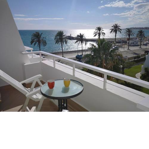 Sunny Beach View Duplex wWi-Fi Pool AC - Alojamientos La Torre