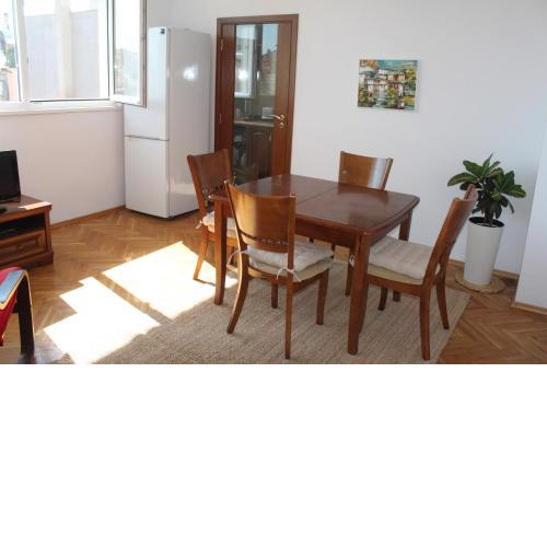 Sunny Cozy Flat in the Centre, close to beach, 4 rooms, 105sqm