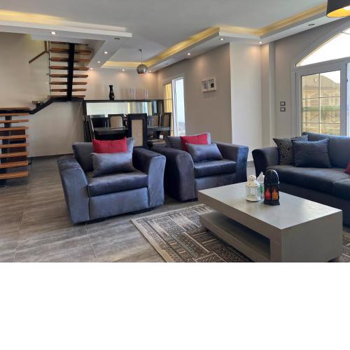 Sunny Elegant 3BR Apartment Near AUC New Cairo