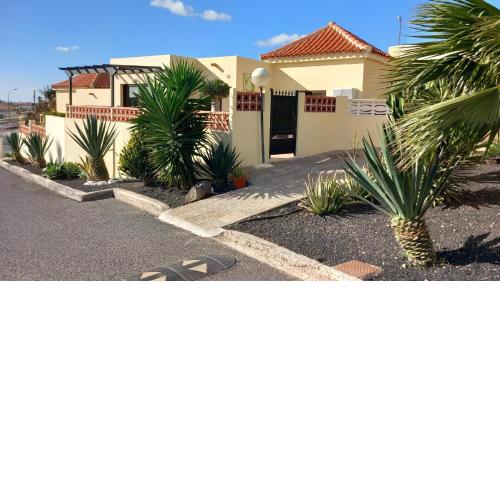Sunny Panorama Seasight Bungalow Lomas, beach 5 min