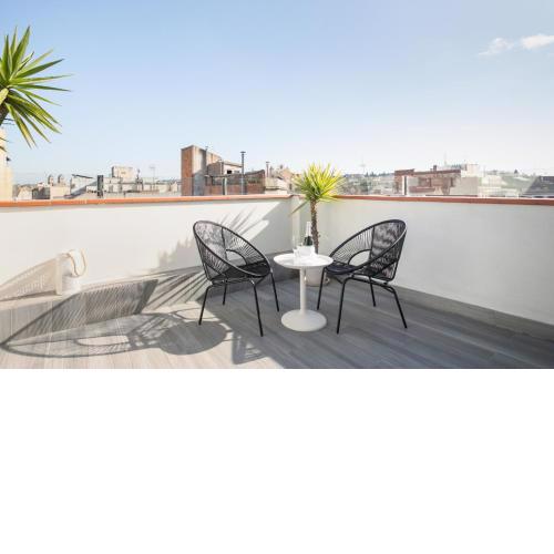 Sunny Terrace Attic in Plaza España - NEW elevator