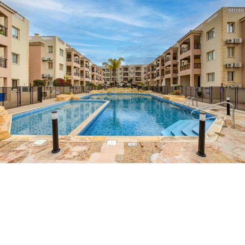 Sunny View - A Stunning Apartment with private rooftop