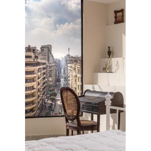 Sunny Vintage Haven Dual Balcony, Panoramic View