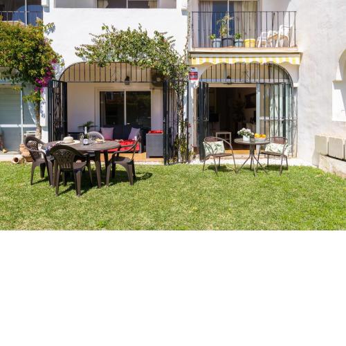 Sunny Zoco Calahonda - Happy Rentals