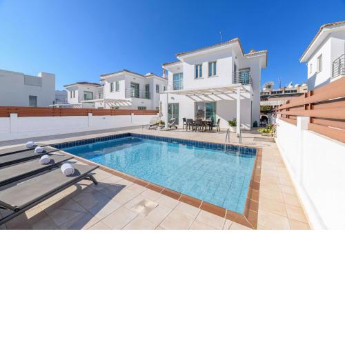 Sunrise Bay Villa #4