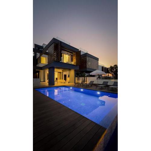 Sunrise Beachfront Villas - Villa 3