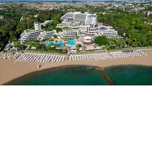 Sunrise Queen Luxury Hotel