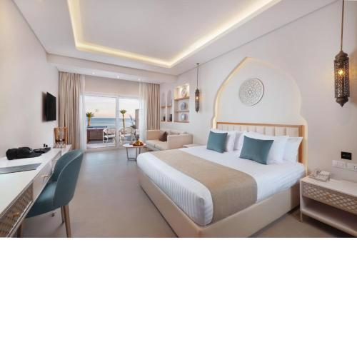 Sunrise Remal Beach Resort