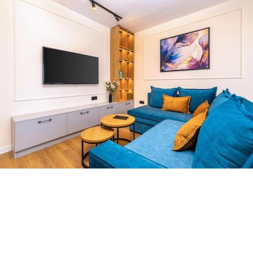 Sunset 2BR Apartment Parking included