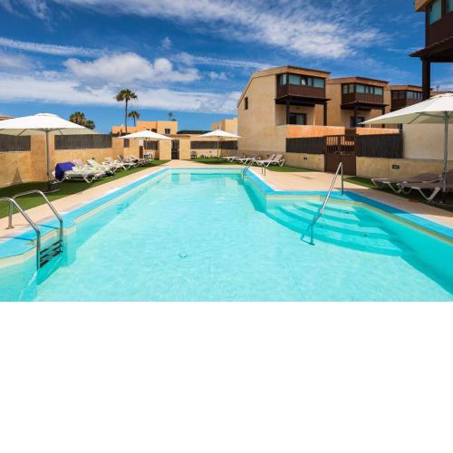 Sunset Beach 4 Bedroom Villa 200m to Beach+Fast WIFI