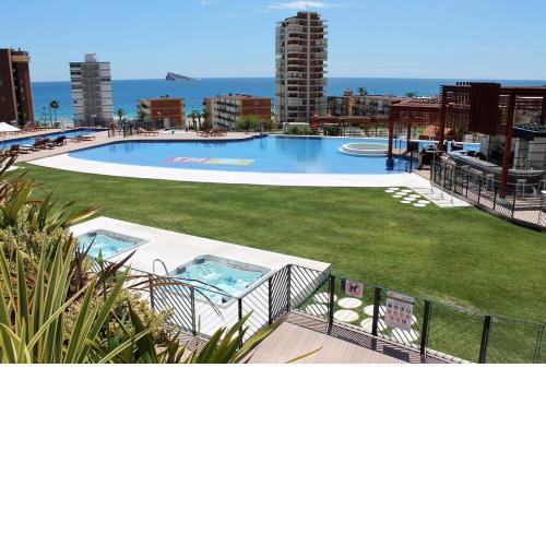 Sunset Drive nice komplex on the beach Poniente