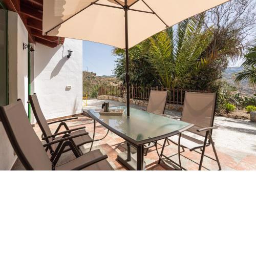 Sunset Views Terrace 2BR Cave House - Parking