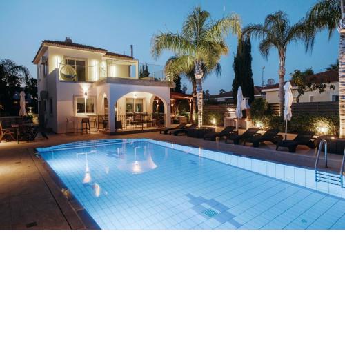 Sunset Villa private complex heated pool