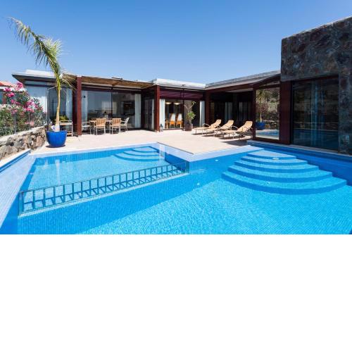Sunset Villa