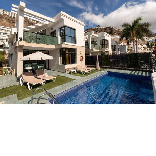 Sunshine Beach Villas