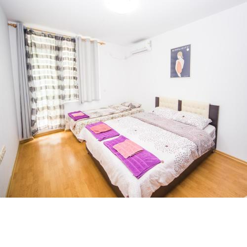 SUPER CENTER - Apartment on "Kiril & Metodi" Square
