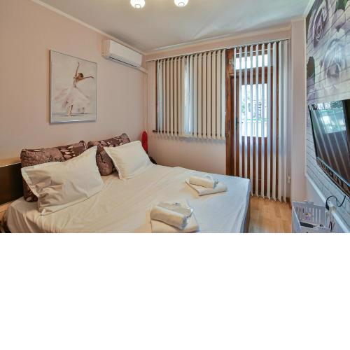 Super central 2 BR with AC